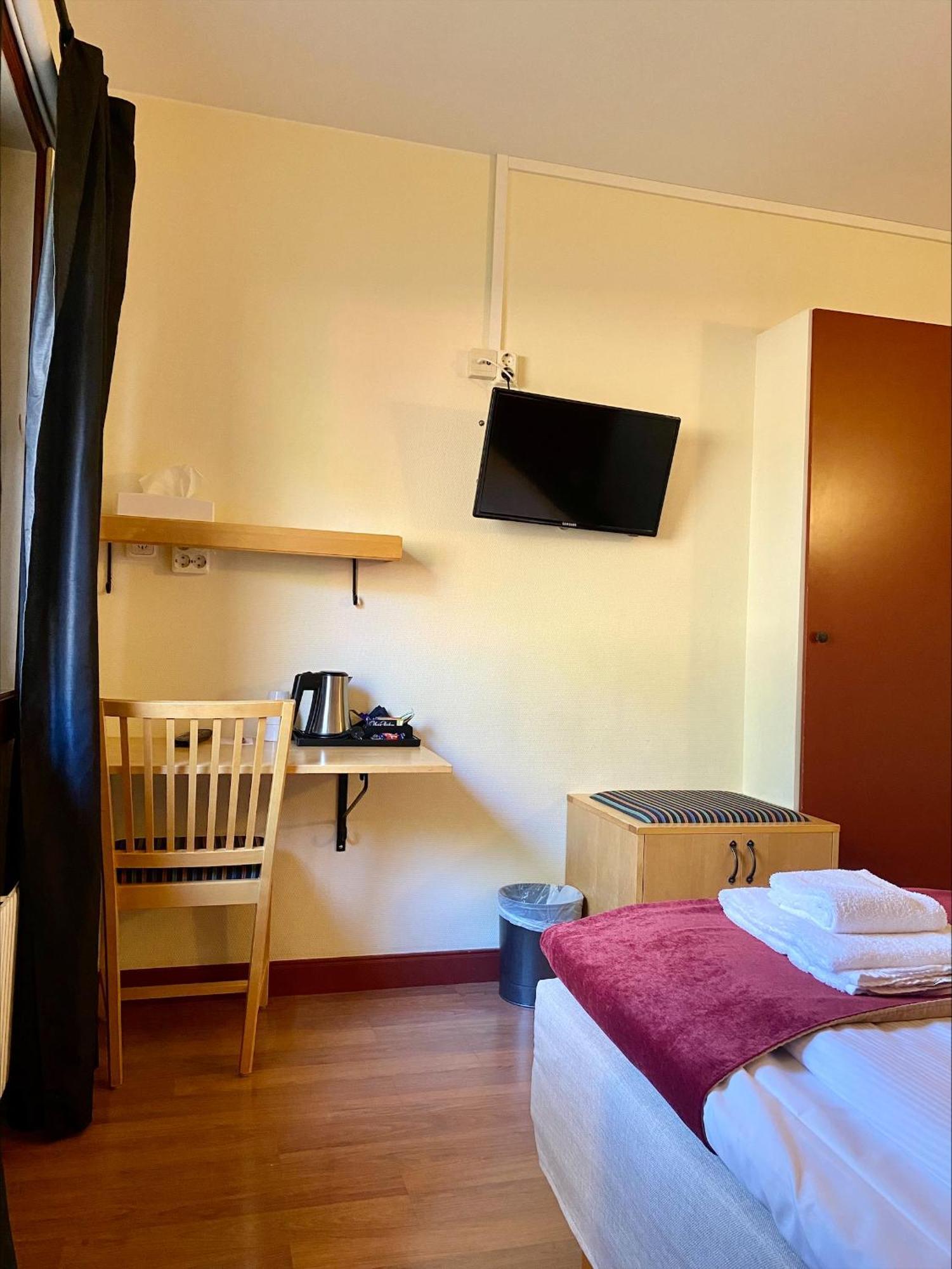 First Camp Moraparken Hotel Bagian luar foto